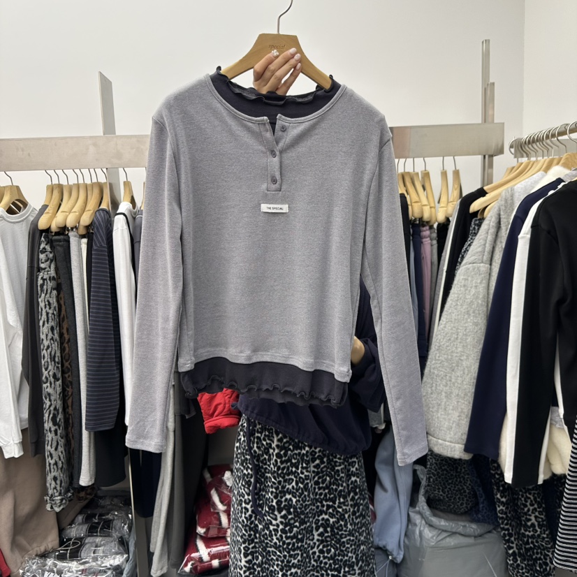SPECIAL韓國直郵㊣女士新款熱賣人氣推薦時尚長袖T恤假兩件SPECIAL長袖T恤圖色4