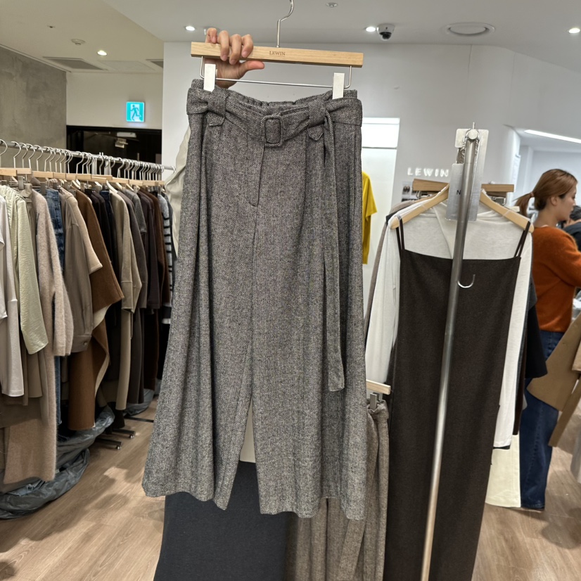 LEWIN東大門㊣直郵女裝新品職業時尚休閑褲人字紋含腰帶闊腿褲LEWIN休閑褲圖色2黑色