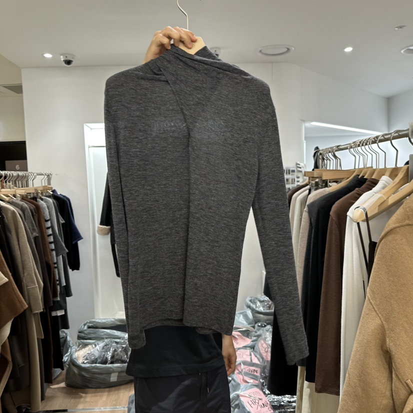 LEWIN東大門㊣直郵女裝新款25秋冬熱賣推薦時尚長袖T恤羊毛LEWIN長袖T恤圖色2墨色