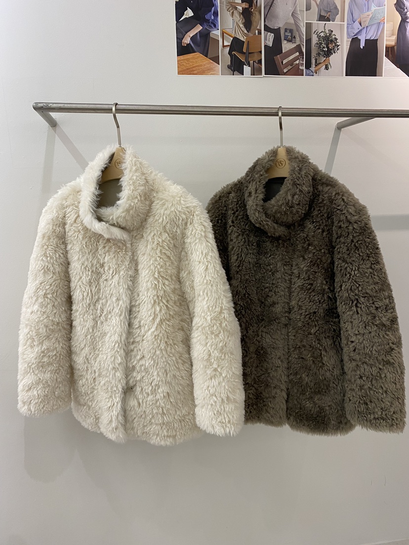 WEAUE SELVAGE韓國代購㊣女士新品熱賣職業時尚短款大衣毛皮Weave Selvage短款大衣