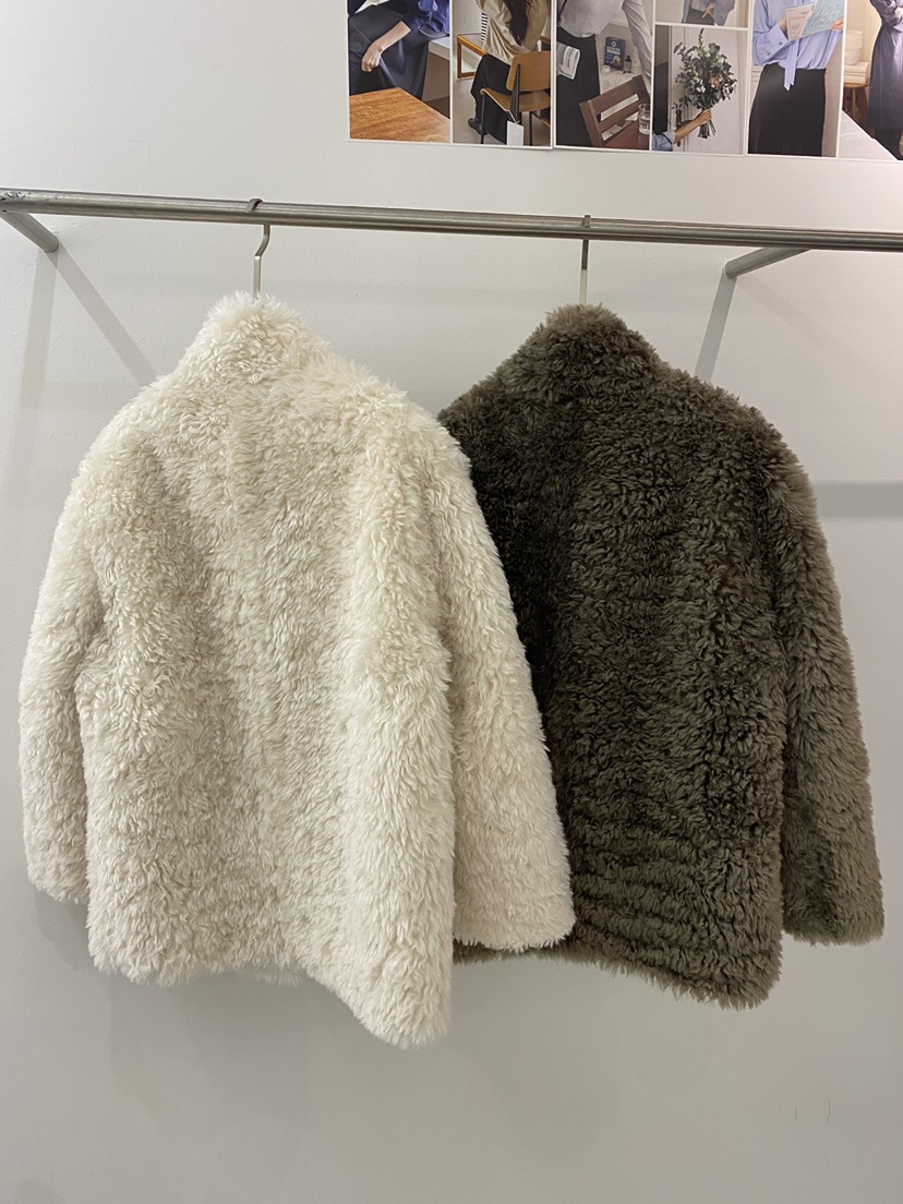 WEAUE SELVAGE韓國代購㊣女士新品熱賣職業時尚短款大衣毛皮Weave Selvage短款大衣