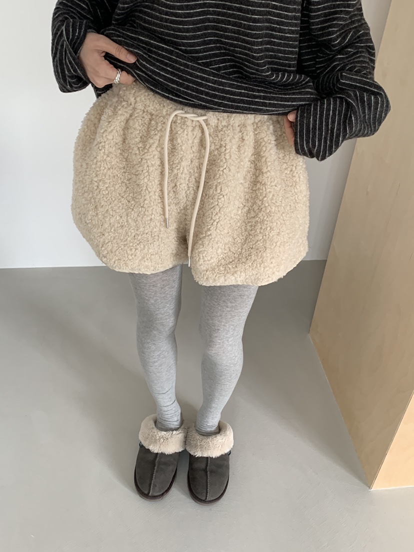 RIVER RAIN東大門㊣直郵女裝新品推薦職業人氣休閑25秋冬短褲RIVER RAIN短褲