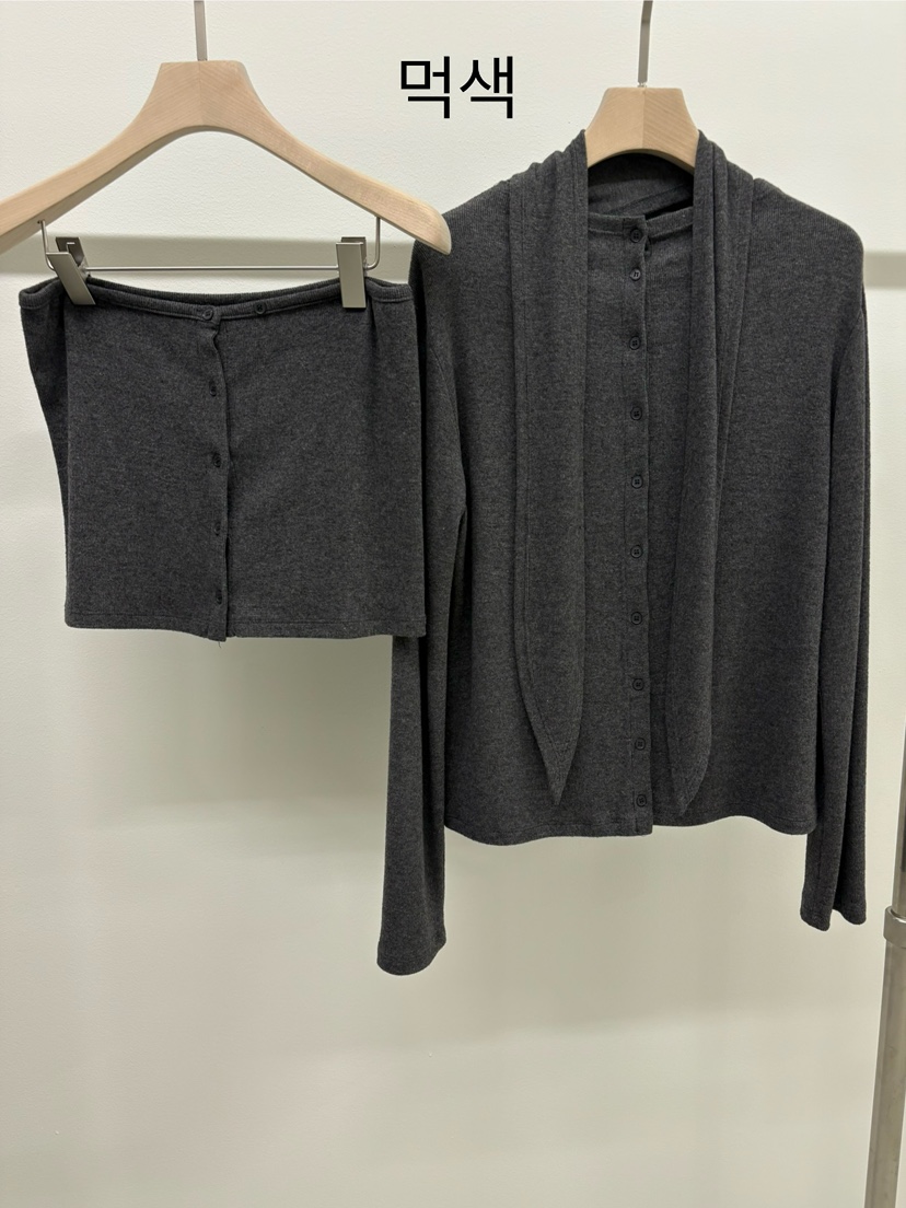 KONI韓國直郵㊣女士新品職業推薦熱賣人氣25秋冬套裝兩件套KONI套裝圖色3墨色