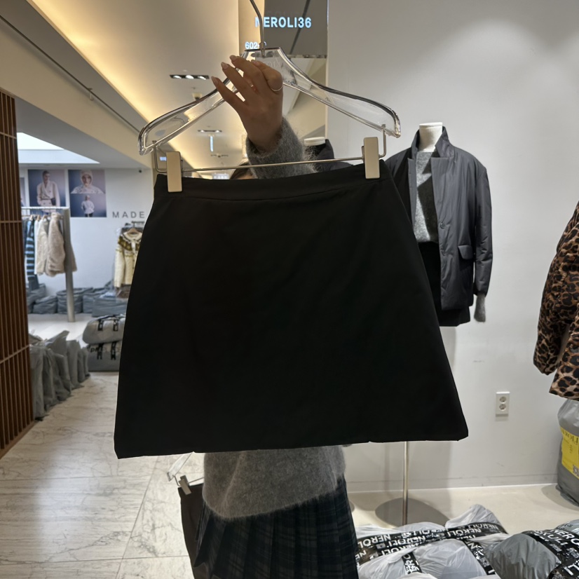 NEROLI 36韓國代購㊣女士新品25秋冬職業休閑推薦短裙夾棉NEROLI 36短裙圖色2黑色