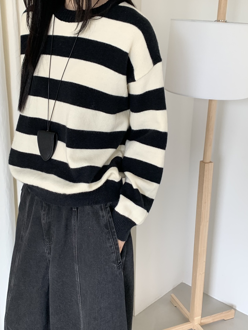 RIVER RAIN東大門㊣代購女士新款推薦時尚25秋冬針織衫不含項鏈RIVER RAIN針織衫