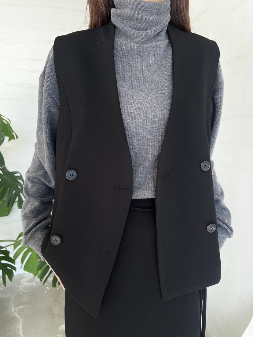 URBANE cloth東大門㊣直郵女裝新款推薦時尚熱賣馬甲不含內搭URBANE cloth馬甲