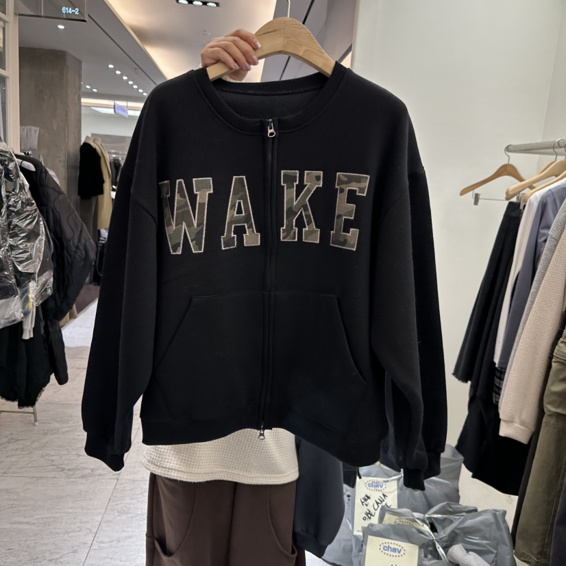 CHAV東大門㊣實拍女士新款熱賣人氣時尚職業夾克加絨刺繡迷彩CHAV夾克圖色2