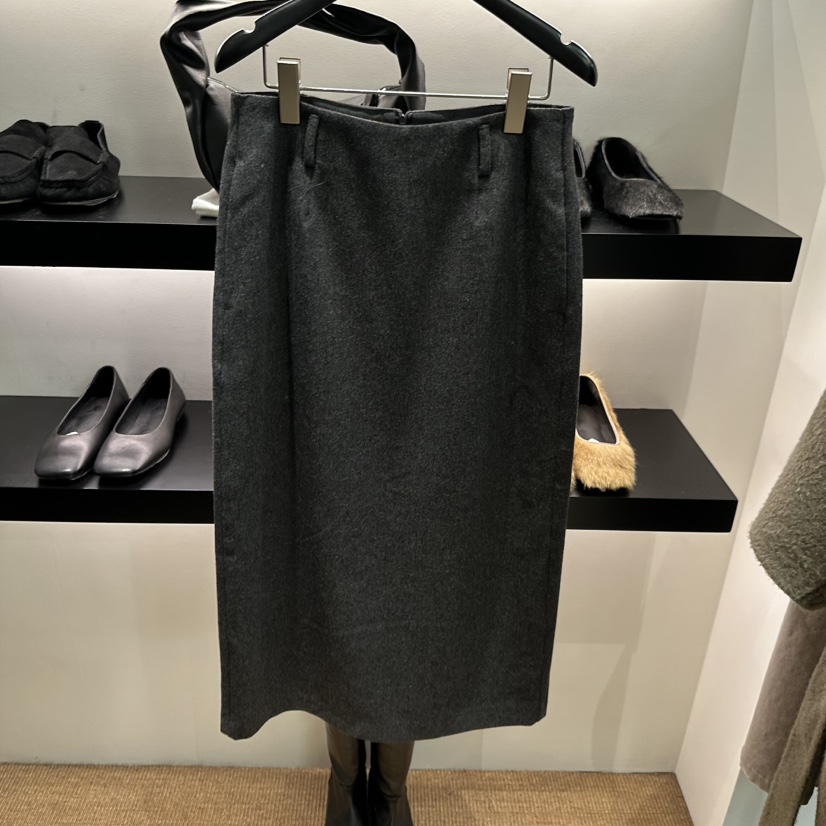 FEBRUARY 11韓國代購㊣女士新款人氣推薦職業時尚長裙羊毛FEBRUARY 11長裙圖色1墨色