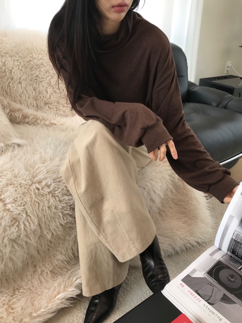 ME MO韓國直郵㊣女裝新品時尚熱賣職業人氣25秋冬推薦長袖T恤ME MO長袖T恤