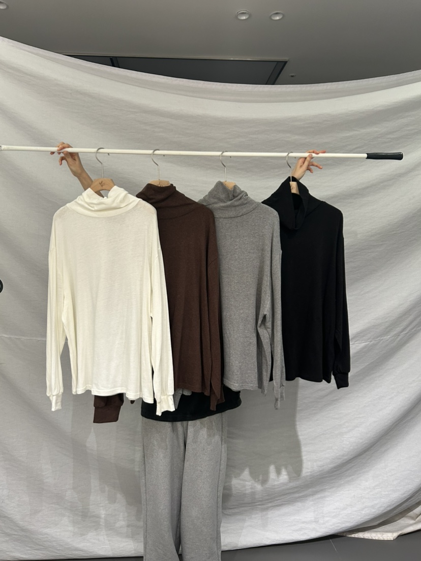 ME MO韓國直郵㊣女裝新品時尚熱賣職業人氣25秋冬推薦長袖T恤ME MO長袖T恤