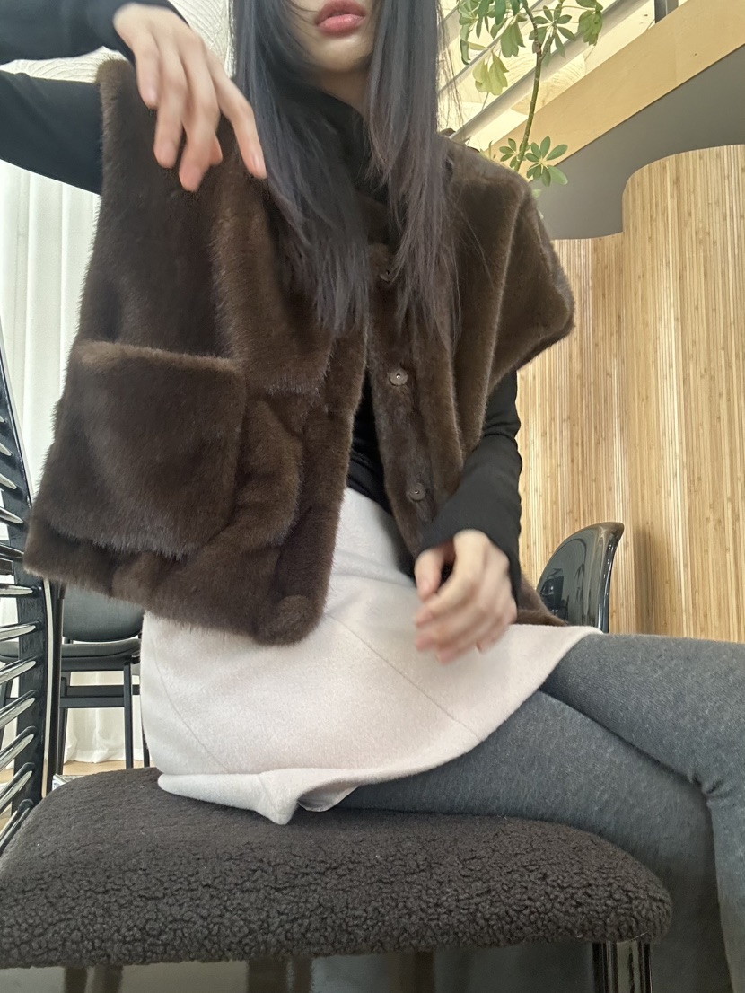 ME MO東大門㊣實拍女士新品推薦25秋冬職業馬甲不含內搭貂皮ME MO馬甲