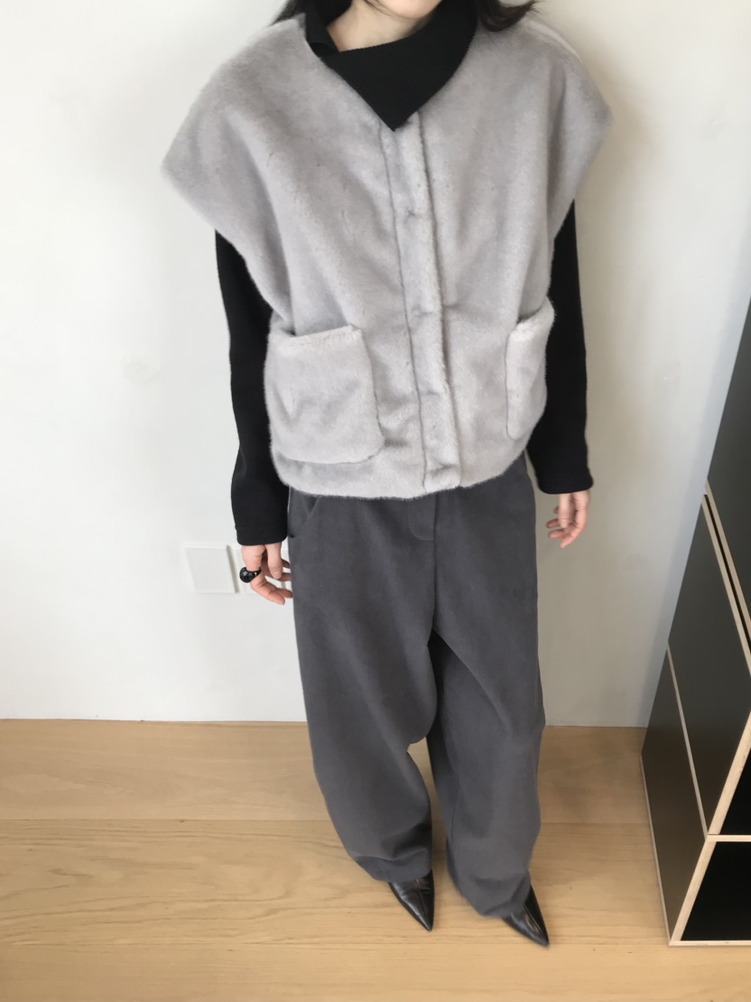 ME MO東大門㊣實拍女士新品推薦25秋冬職業馬甲不含內搭貂皮ME MO馬甲