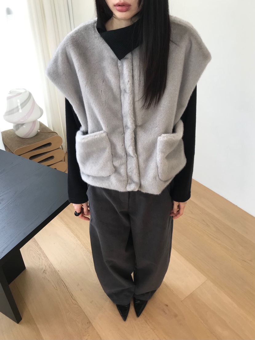 ME MO東大門㊣實拍女士新品推薦25秋冬職業馬甲不含內搭貂皮ME MO馬甲