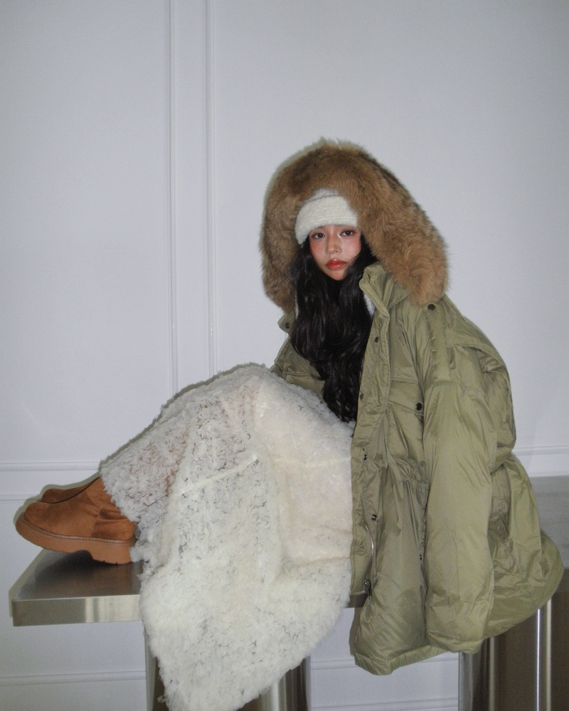 LIVE AID-P韓國直郵㊣女裝新款熱賣時尚休閑長款羽絨服狐貍LIVE AID-P長款羽絨服