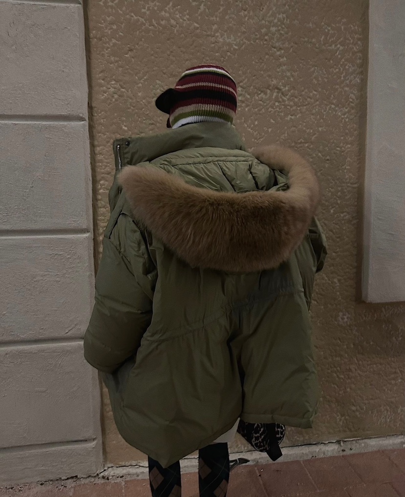 LIVE AID-P韓國直郵㊣女裝新款熱賣時尚休閑長款羽絨服狐貍LIVE AID-P長款羽絨服