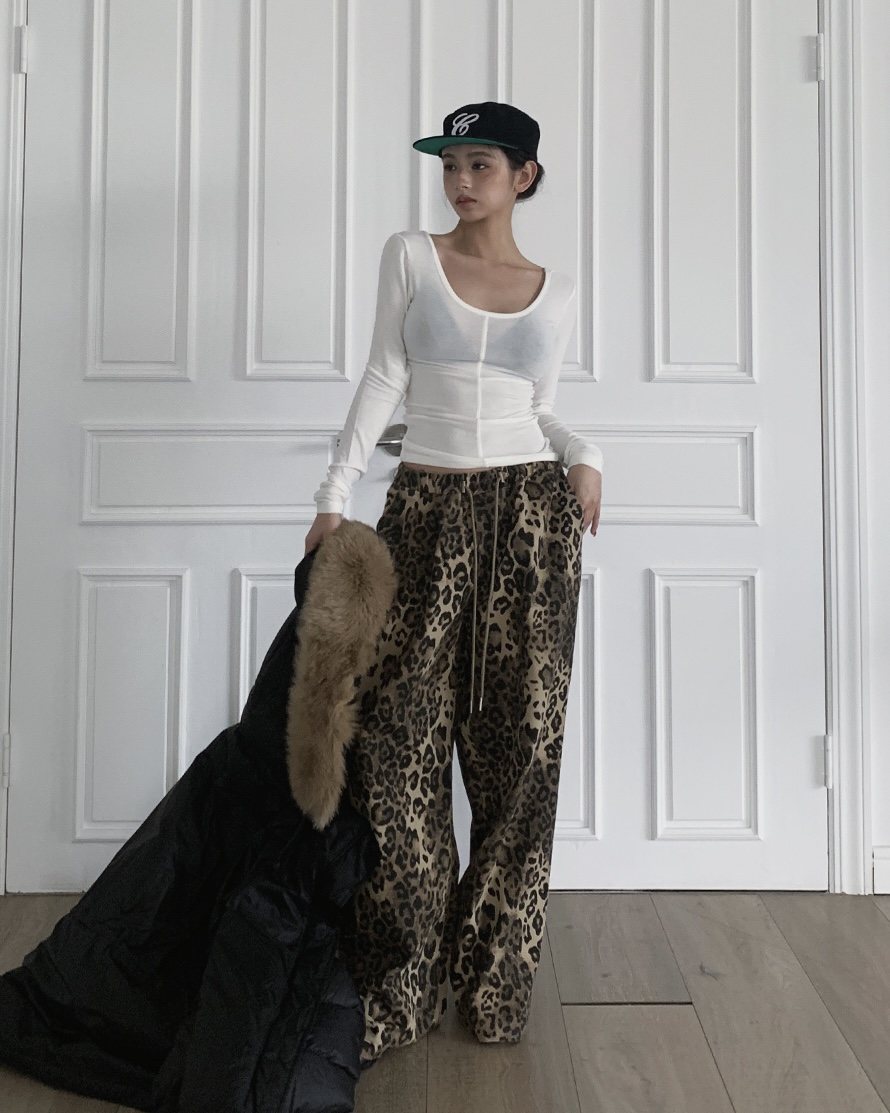 LIVE AID-P東大門㊣實拍女裝新品時尚職業25秋冬推薦休閑褲LIVE AID-P休閑褲