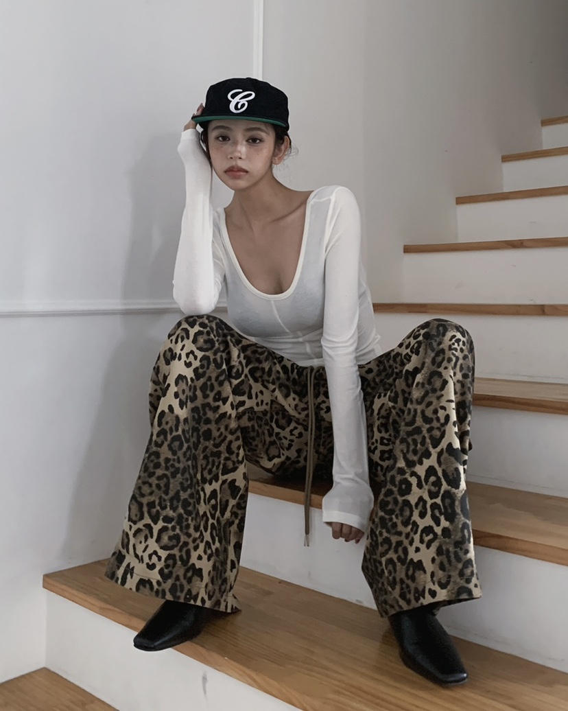 LIVE AID-P東大門㊣實拍女裝新品時尚職業25秋冬推薦休閑褲LIVE AID-P休閑褲