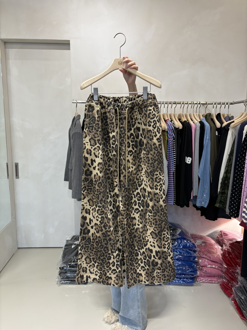 LIVE AID-P東大門㊣實拍女裝新品時尚職業25秋冬推薦休閑褲LIVE AID-P休閑褲圖色1