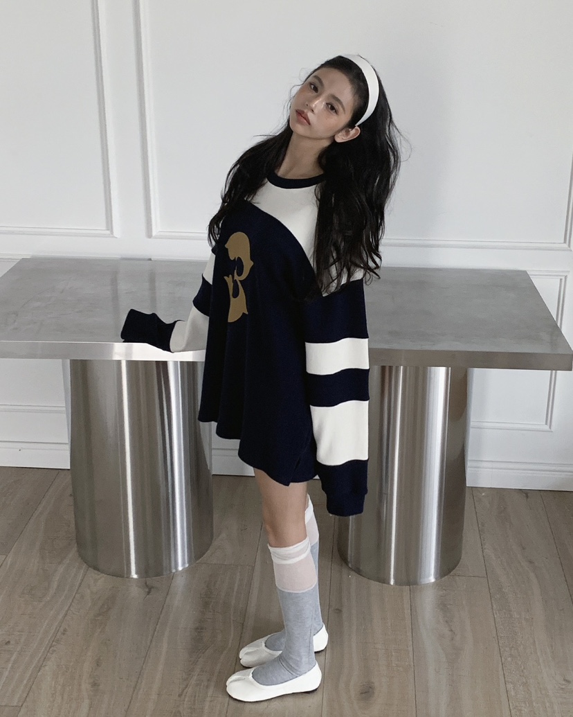 LIVE AID-P東大門㊣直郵女士新品25秋冬人氣休閑推薦長袖T恤LIVE AID-P長袖T恤