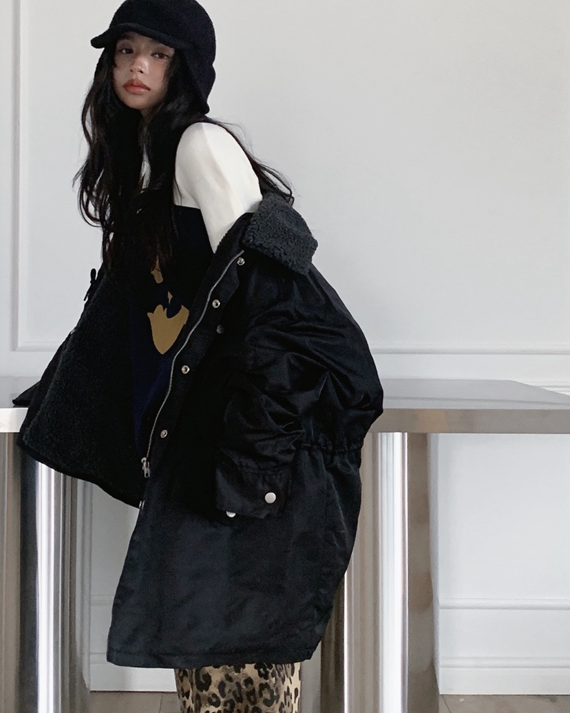 LIVE AID-P東大門㊣直郵女士新品25秋冬人氣休閑推薦長袖T恤LIVE AID-P長袖T恤