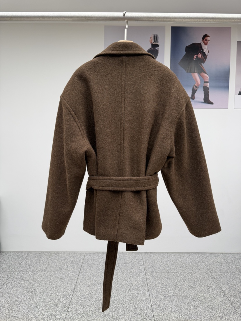 MADE-P韓國代購㊣女士新款時尚職業推薦熱賣25秋冬短款大衣MADE-P短款大衣