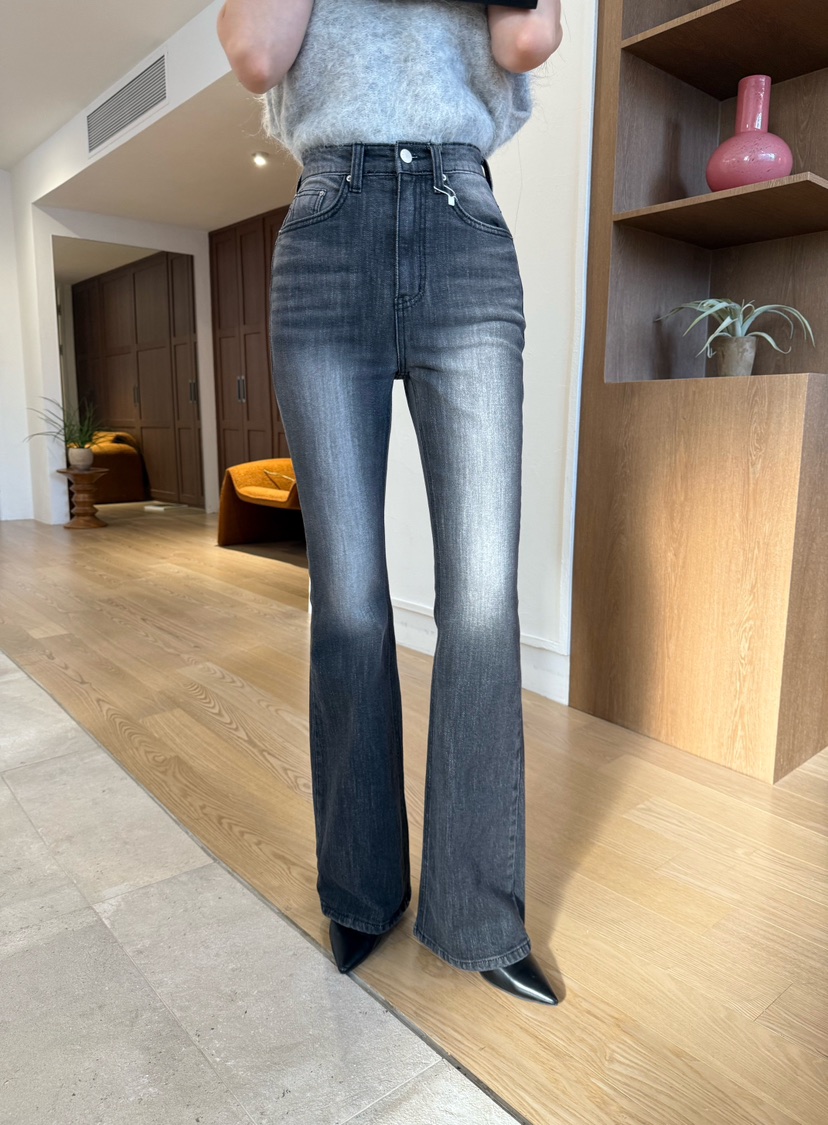 LAVIEU東大門㊣直郵女士新款人氣熱賣職業牛仔褲水洗牛仔布LAVIEU牛仔褲