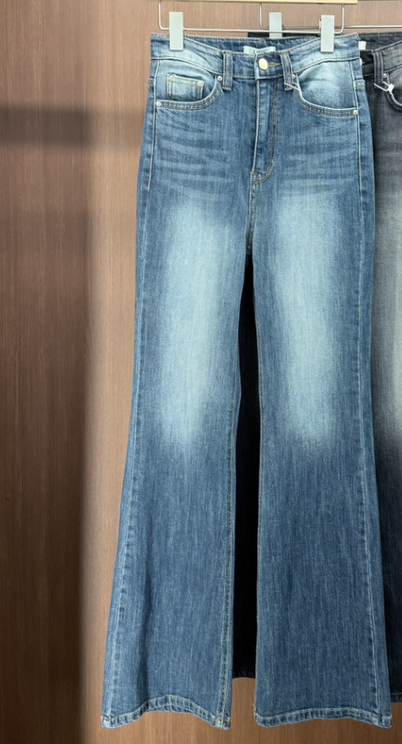 LAVIEU東大門㊣直郵女士新款人氣熱賣職業牛仔褲水洗牛仔布LAVIEU牛仔褲圖色2