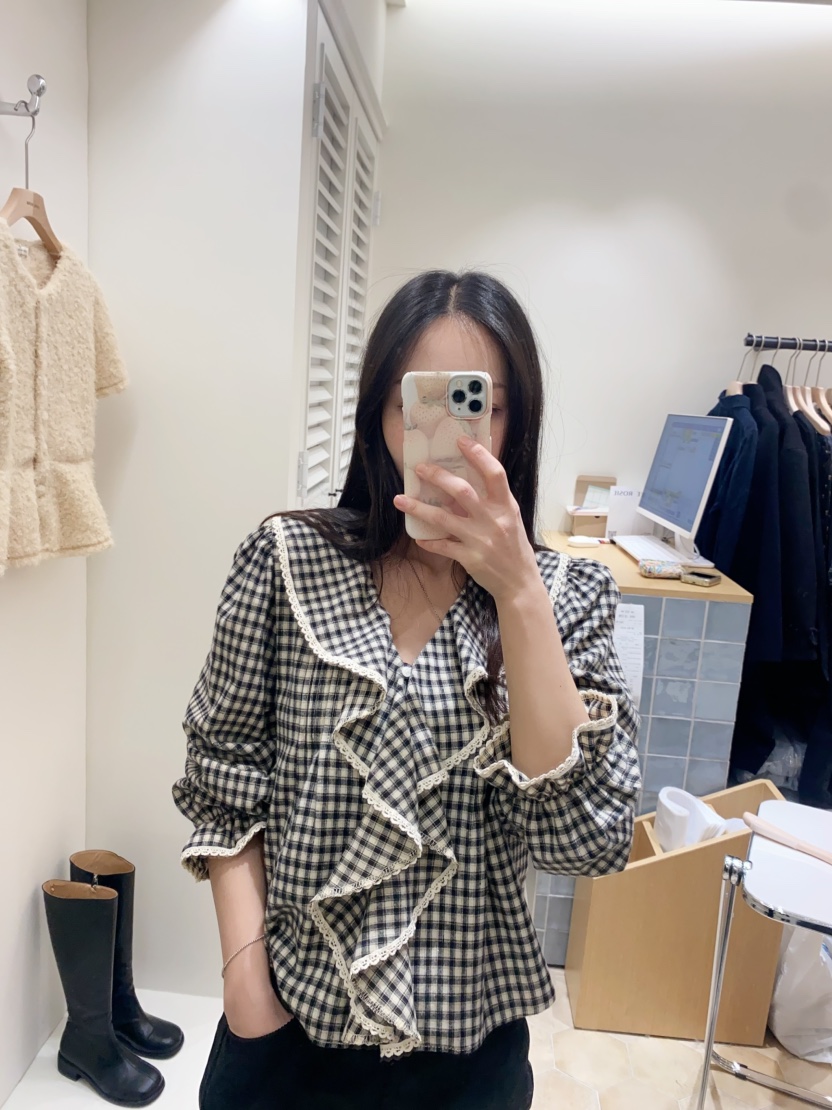 LOVE ROSIE韓國直郵㊣女裝新款人氣職業時尚襯衫蕾絲衫格紋LOVE ROSIE襯衫/蕾絲衫