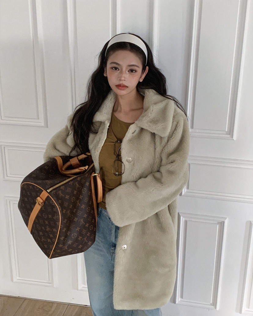 LIVE AID-P東大門㊣實拍女裝新品休閑熱賣中長款大衣皮草LIVE AID-P中長款大衣