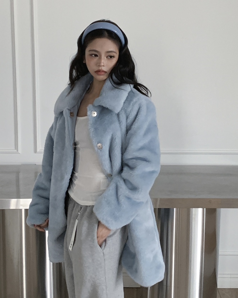 LIVE AID-P東大門㊣實拍女裝新品休閑熱賣中長款大衣皮草LIVE AID-P中長款大衣