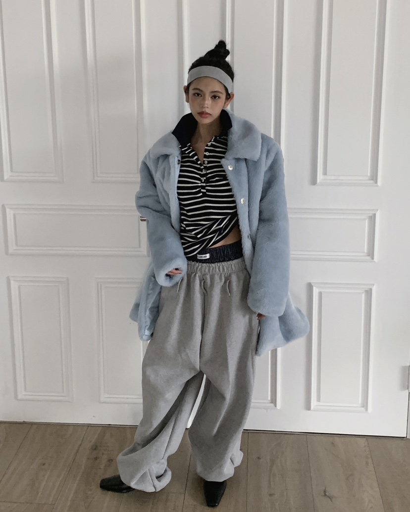 LIVE AID-P東大門㊣實拍女裝新品休閑熱賣中長款大衣皮草LIVE AID-P中長款大衣