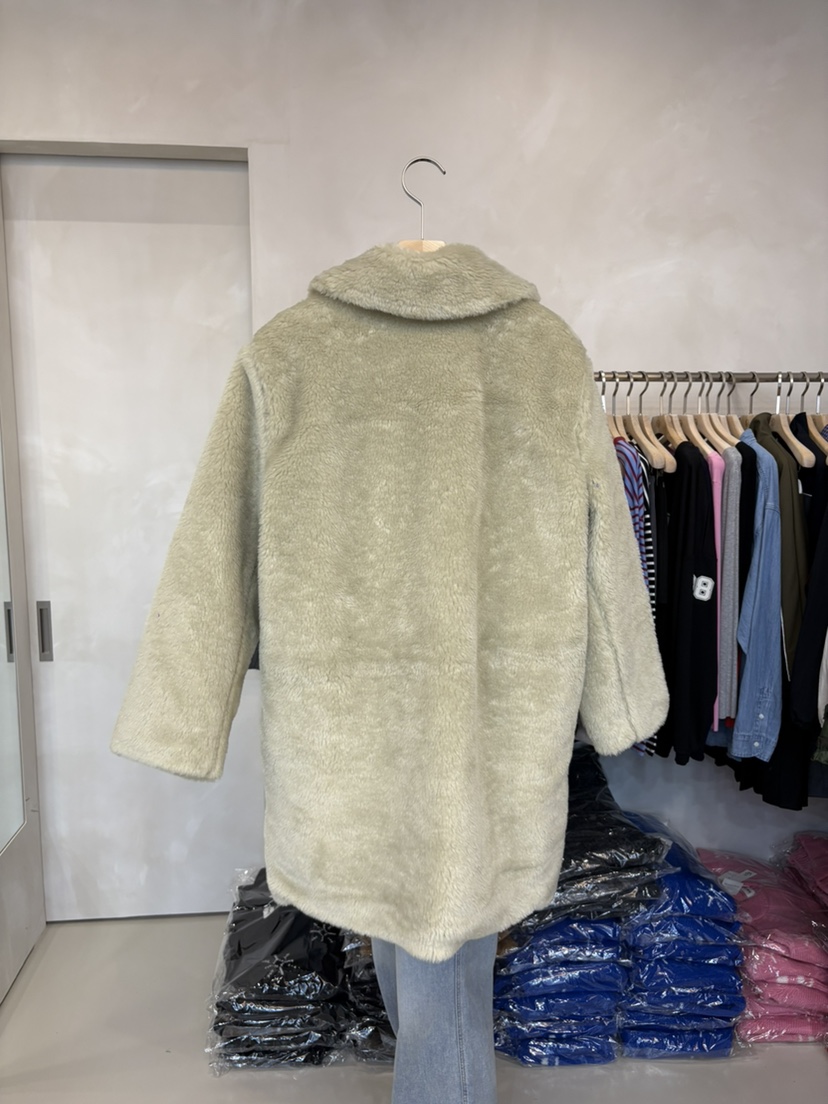 LIVE AID-P東大門㊣實拍女裝新品休閑熱賣中長款大衣皮草LIVE AID-P中長款大衣