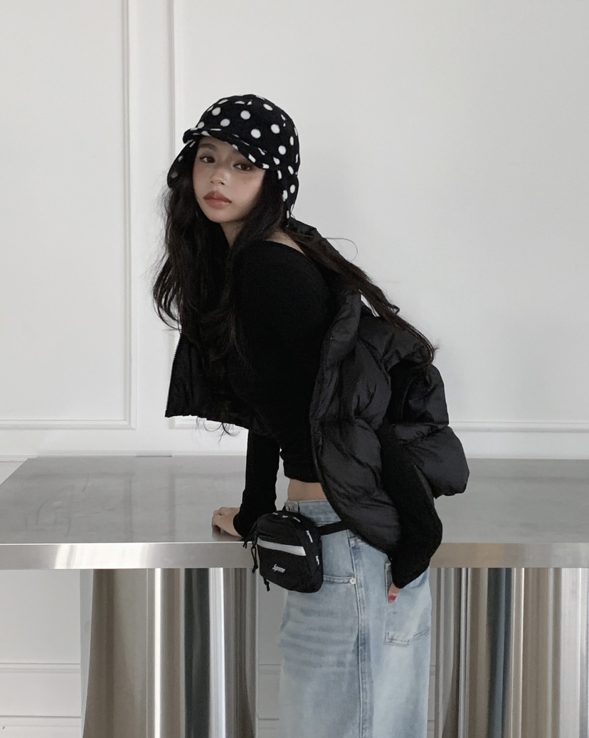 LIVE AID-P韓國直郵㊣女士新款人氣時尚職業25秋冬長袖T恤LIVE AID-P長袖T恤