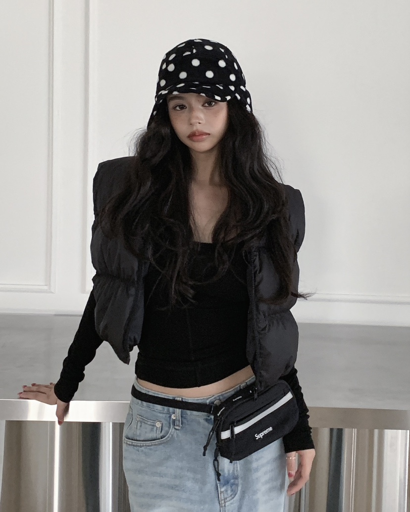 LIVE AID-P韓國直郵㊣女士新款人氣時尚職業25秋冬長袖T恤LIVE AID-P長袖T恤