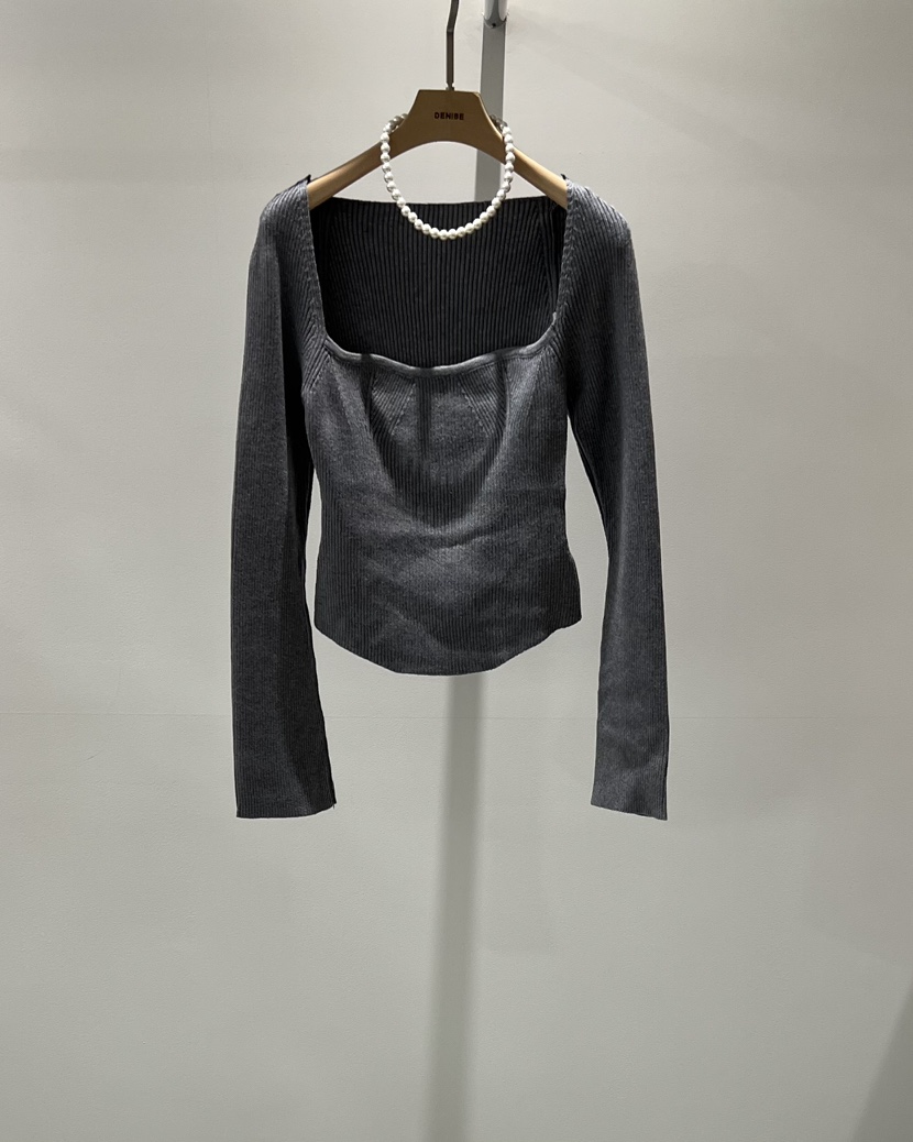 DENISE韓國直郵㊣女裝新款人氣推薦25秋冬時尚針織衫不含項鏈DENISE針織衫圖色2