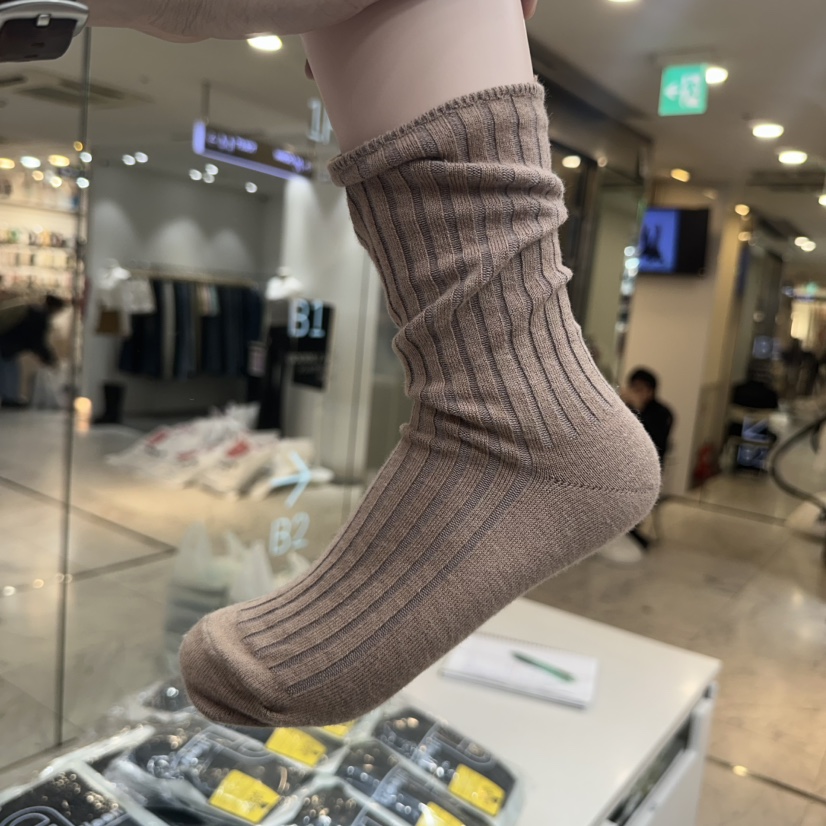 AILEEN韓國直郵㊣女裝新款熱賣時尚推薦人氣職業休閑25秋冬襪子LEJUNEV襪子圖色9