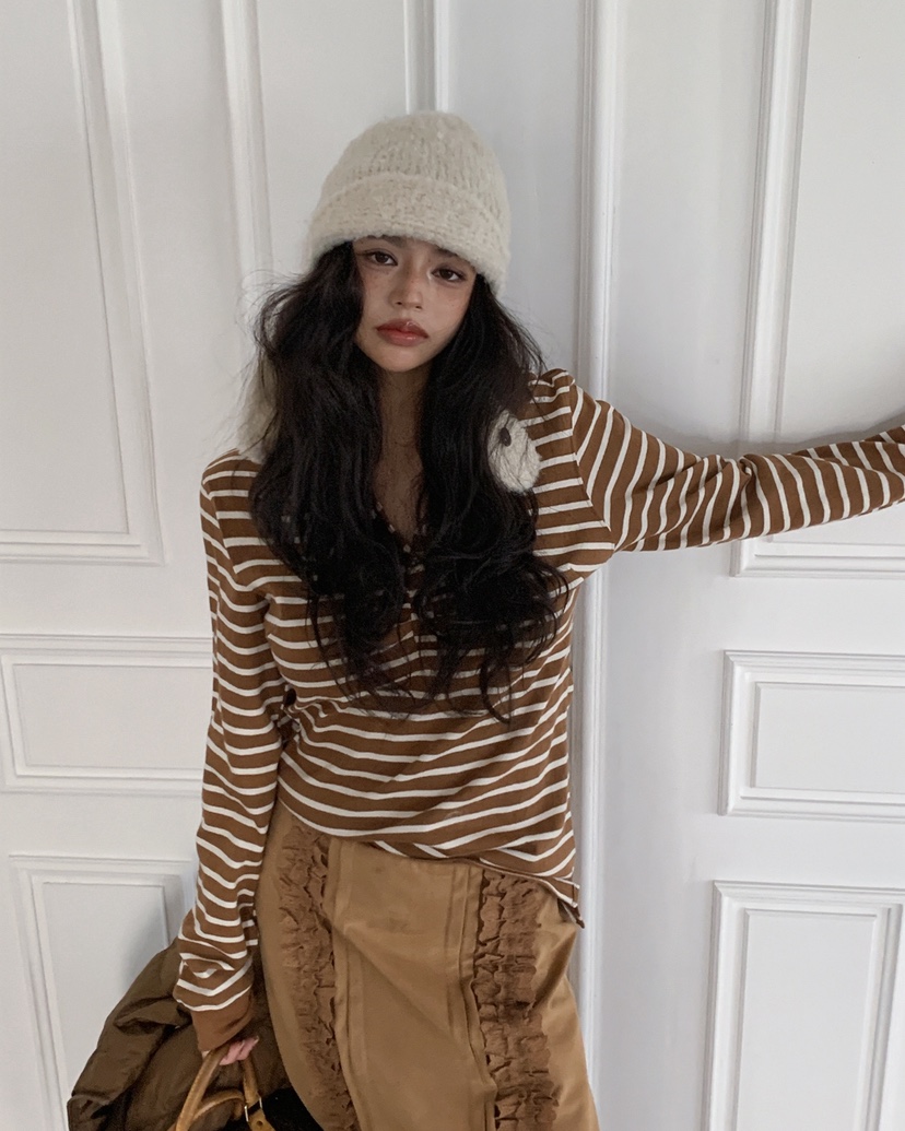 LIVE AID-P韓國代購㊣女士新品25秋冬熱賣人氣推薦長袖T恤LIVE AID-P長袖T恤