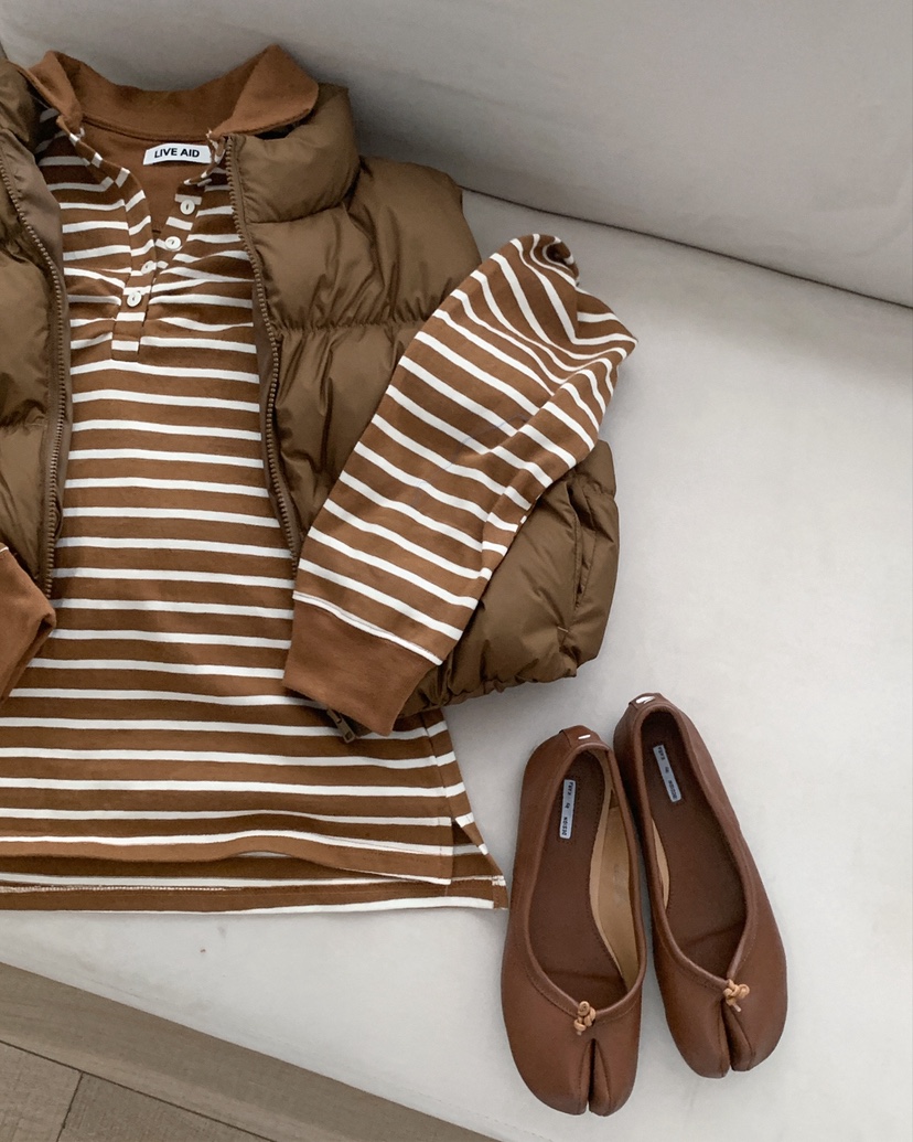 LIVE AID-P韓國代購㊣女士新品25秋冬熱賣人氣推薦長袖T恤LIVE AID-P長袖T恤