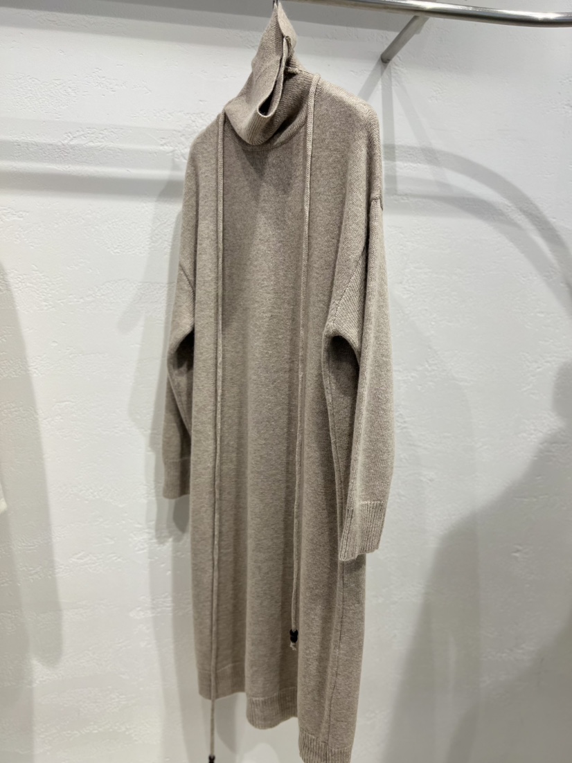 OLA東大門㊣直郵女士新款職業時尚25秋冬休閑推薦連衣裙高領mellor/OLA連衣裙