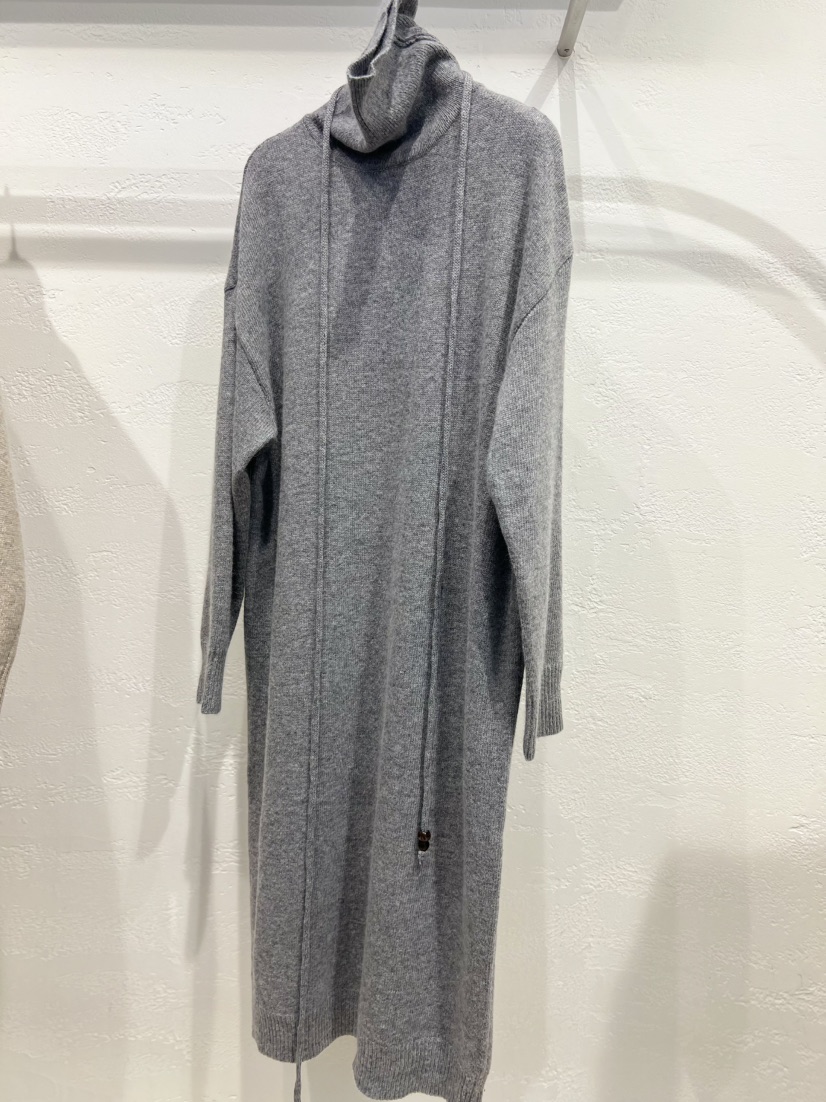 OLA東大門㊣直郵女士新款職業時尚25秋冬休閑推薦連衣裙高領mellor/OLA連衣裙