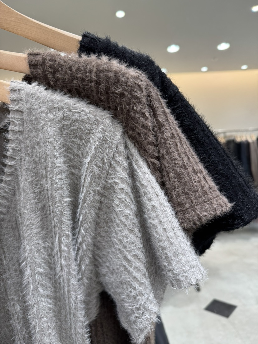 COKKIRI韓國代購㊣女裝新款時尚休閑熱賣25秋冬人氣T恤保暖COKKIRIT恤