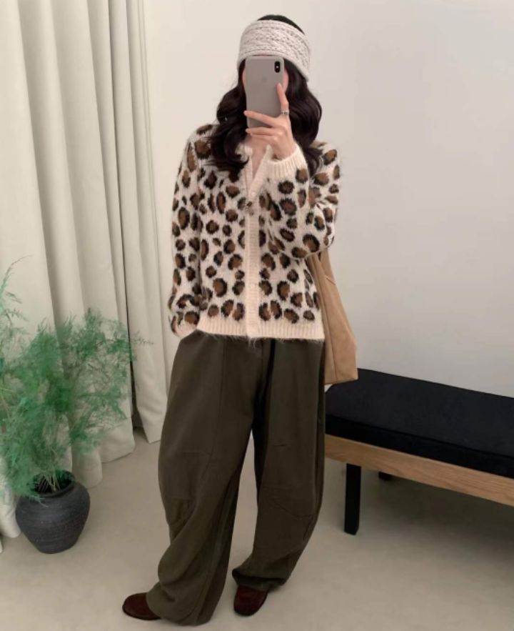 BOBBIE DOLL東大門㊣直郵女士新款休閑時尚25秋冬人氣毛衣BOBBIE DOLL毛衣