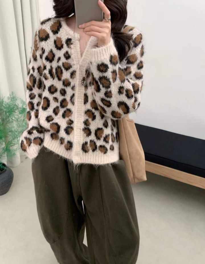 BOBBIE DOLL東大門㊣直郵女士新款休閑時尚25秋冬人氣毛衣BOBBIE DOLL毛衣圖色2