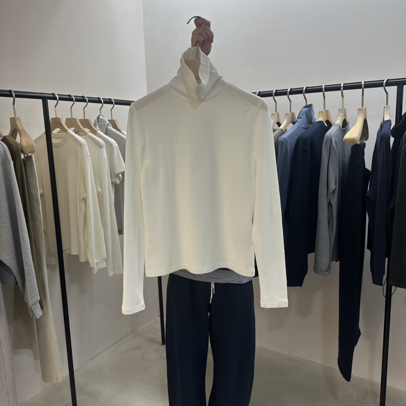 MYOS東大門㊣直郵女裝新品時尚推薦休閑25秋冬熱賣長袖T恤絨MYOS長袖T恤圖色2