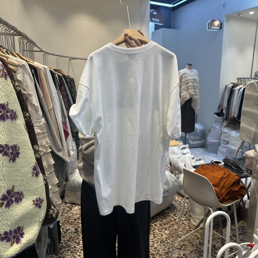 THE LINE-Q東大門㊣代購女裝新品25秋冬熱賣時尚休閑推薦T恤THE LINE-QT恤