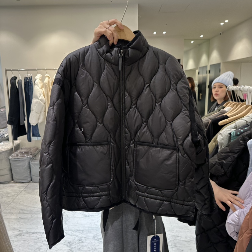 BLUEI-D東大門㊣實拍女裝新品熱賣人氣25秋冬休閑短款羽絨服Blue i-d短款羽絨服圖色2