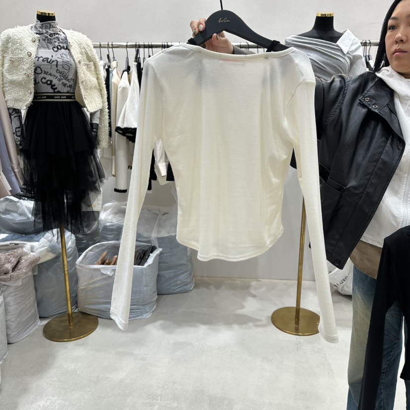 LOTTIMO東大門㊣代購女士新款人氣推薦時尚熱賣長袖T恤假兩件LOTTIMO長袖T恤