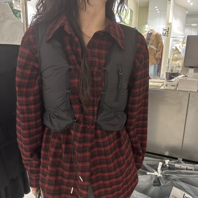 LOVE YOU SO MUCH/MORE THAN YESTERDAY東大門㊣直郵女士新品休閑馬甲不含內搭LYSM/MORE THAN YESTERDAY馬甲圖色2