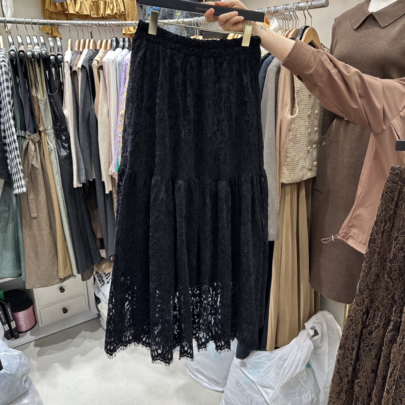 BIKINI韓國代購㊣女裝新款25秋冬時尚推薦熱賣職業長裙蕾絲花BIKINI長裙圖色4