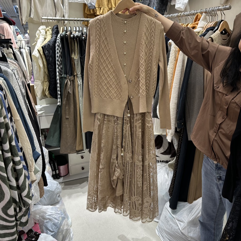 BIKINI東大門㊣直郵女裝新款熱賣職業推薦時尚人氣套裝蕾絲BIKINI套裝圖色1